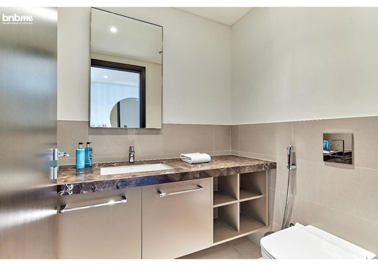 Bnbme - Boulevard Heights Apartment Дубай Екстериор снимка
