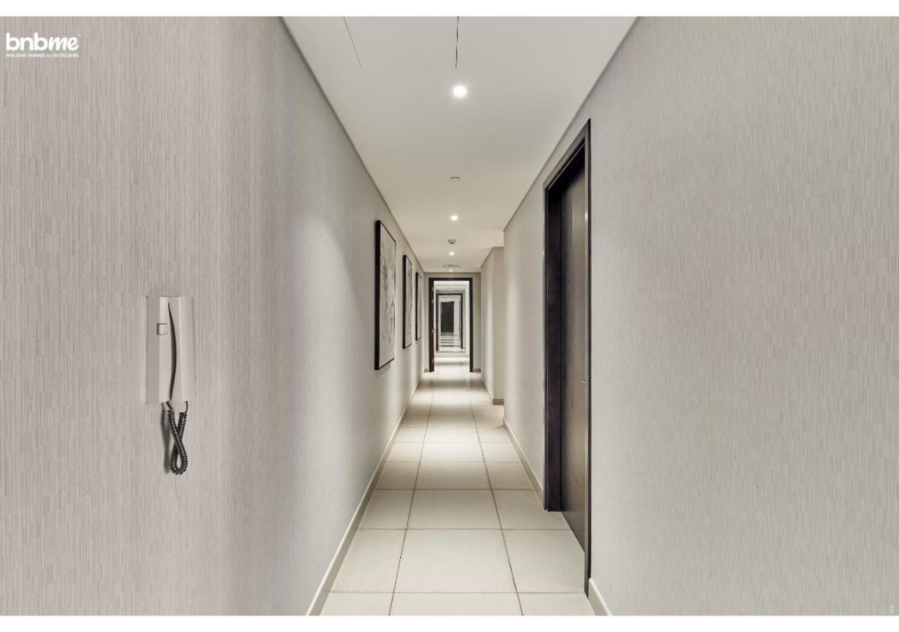 Bnbme - Boulevard Heights Apartment Дубай Екстериор снимка
